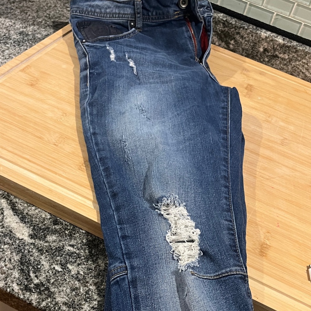 Distressed Blue Jeans - Picture 3 of 16